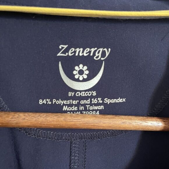 Chico’s Zenergy Full Zip Jacket Size 3 (XL) Blue Lightweight Windbreaker Stretch - Picture 8 of 11
